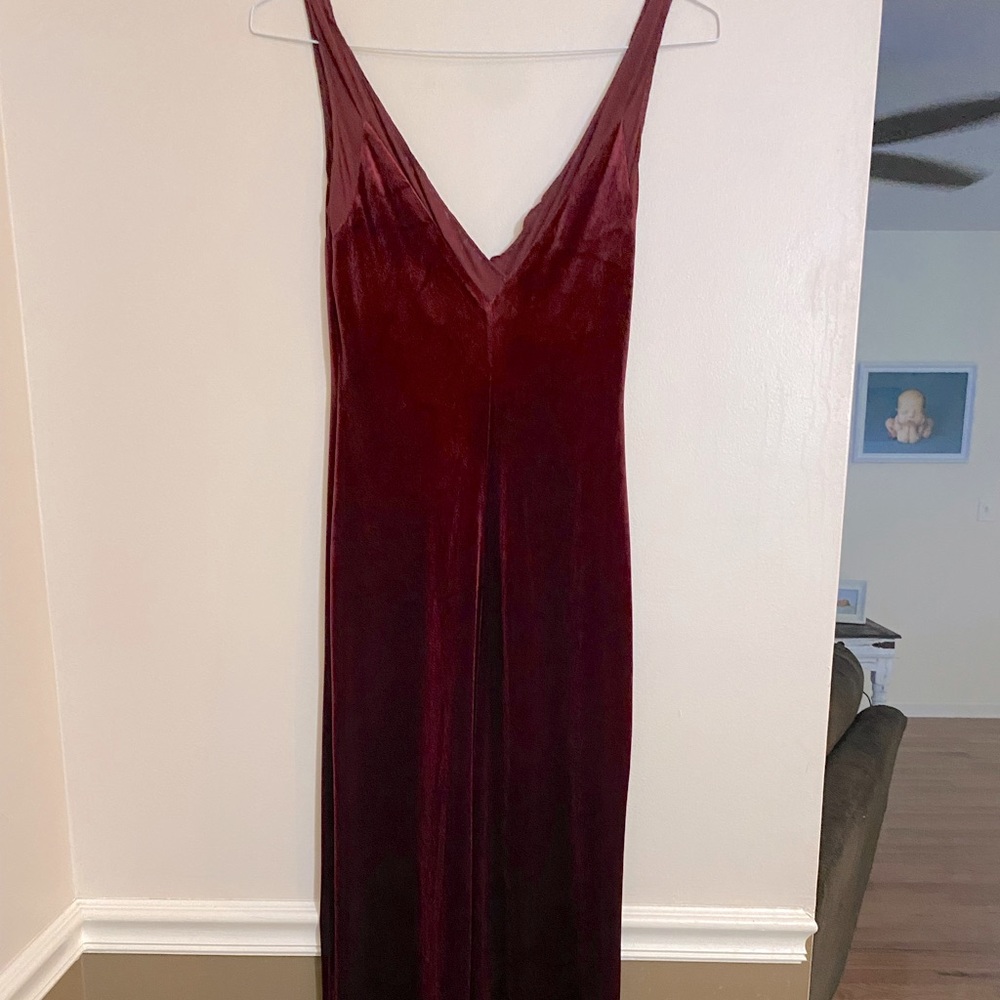 NWOT Velvet long dress-perfect for Christmas party